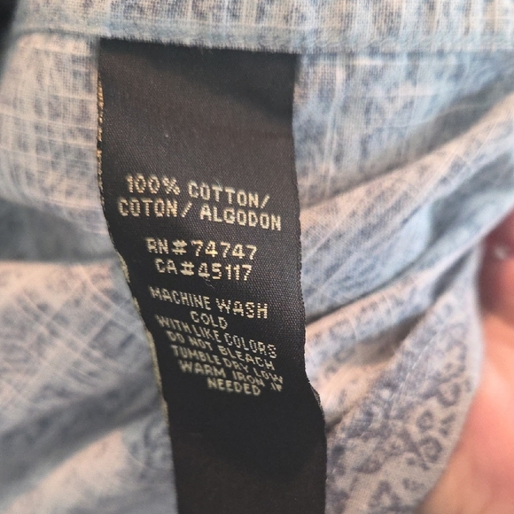 RedHead Men's Blue Casual Button Down Shirt Size Large With Truck/Canoe Design - Picture 3 of 12